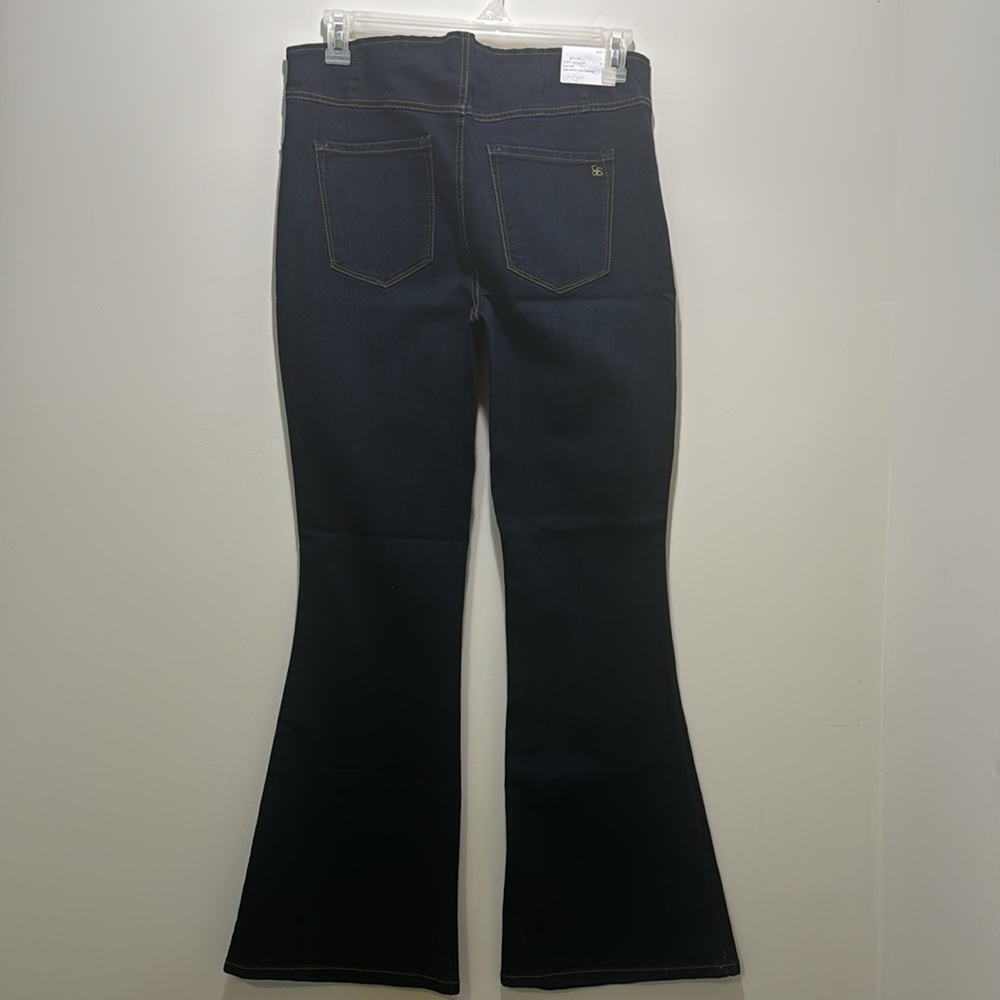 Women Dark Denim Flare Jeans Size: 31 - Picture 2 of 3
